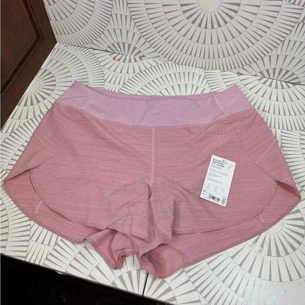 Athleta NWT Women’s Run With It Textured 3.5” Short with built in shorts Size 1X